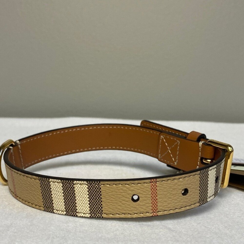 SOLD OUT NWT Burberry Medium Check Dog Collar in Archive Beige/Briar Brown - Picture 5 of 9